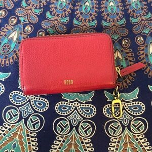 Hobo red leather clip wallet